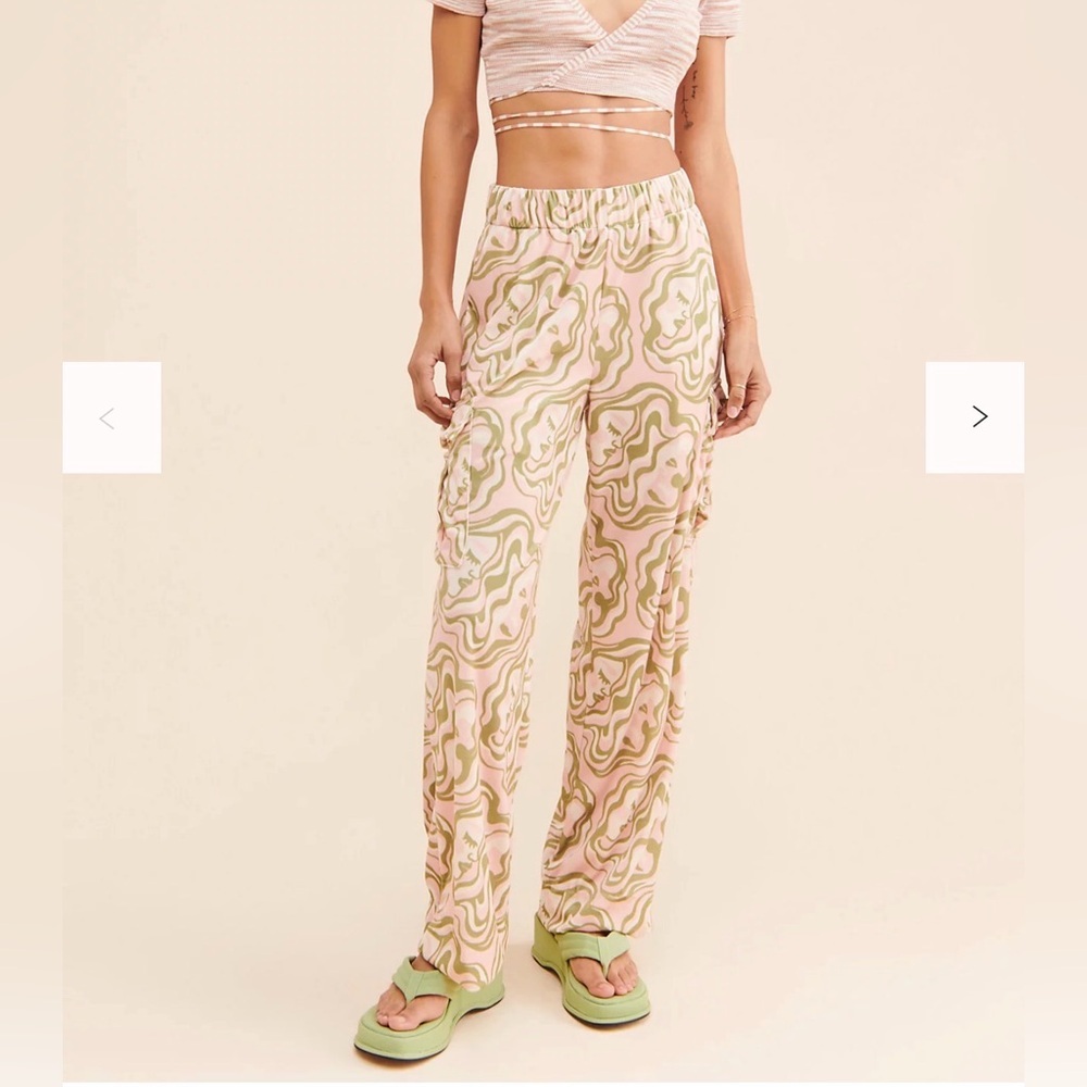 Free People x Dazey LA Graphic Cargo Pants Medium Pink Green Straight Leg Boho